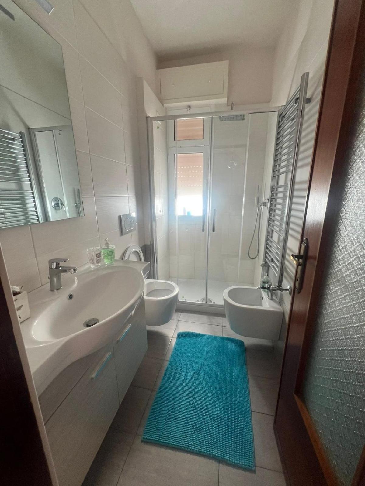 Apartment Aurora & Nicole Ideal Per Biker Con Terazza Vista Mare Parcheggio E Wi-Fi Gratuiti Pietra Ligure Luaran gambar