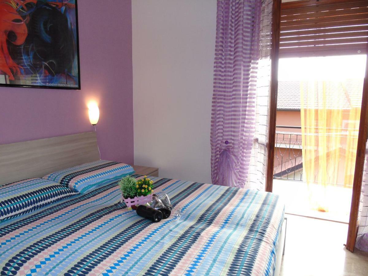 Apartment Aurora & Nicole Ideal Per Biker Con Terazza Vista Mare Parcheggio E Wi-Fi Gratuiti Pietra Ligure Luaran gambar