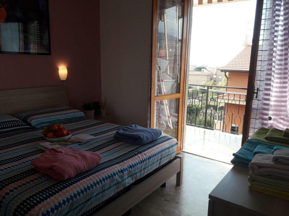 Apartment Aurora & Nicole Ideal Per Biker Con Terazza Vista Mare Parcheggio E Wi-Fi Gratuiti Pietra Ligure Luaran gambar
